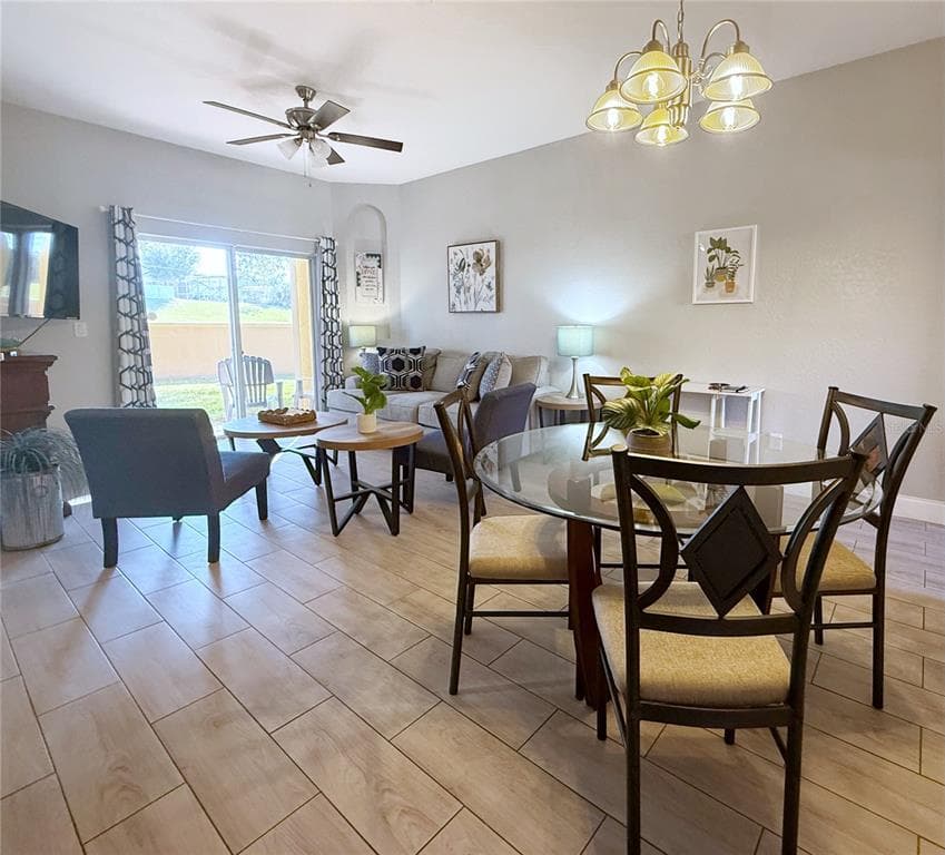 487 LA MIRAGE STREET - Interior/Exterior Photo 5 - DAVENPORT, FL