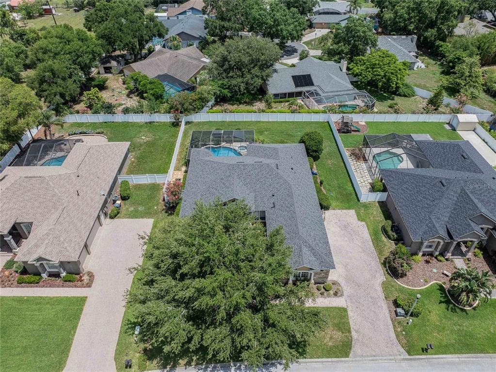 2026 INDIAN SKY CIRCLE - Interior/Exterior Photo 2 - LAKELAND, FL