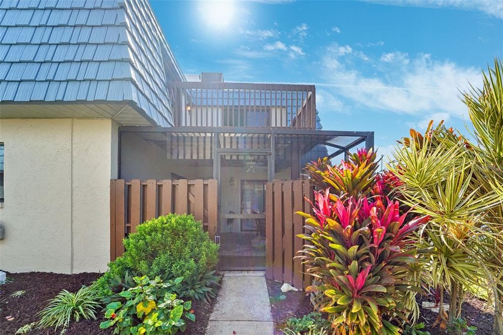 9386 TRADEWINDS AVENUE - Interior/Exterior Photo 3 - SEMINOLE, FL