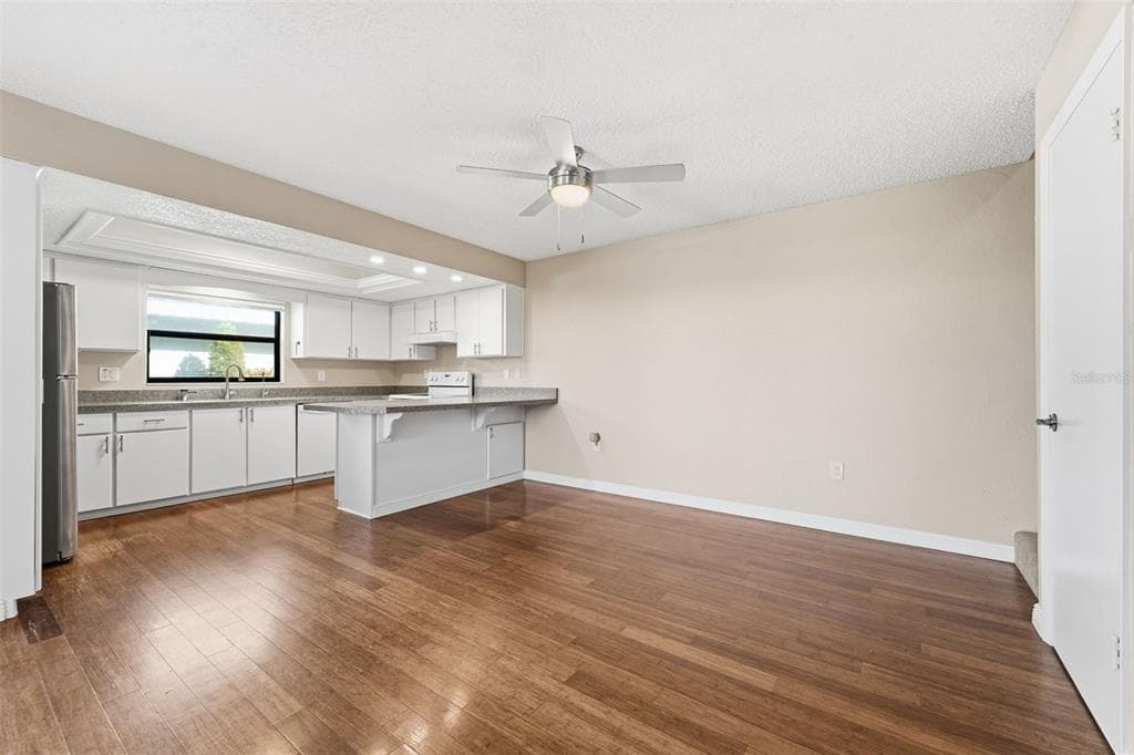 9386 TRADEWINDS AVENUE - Interior/Exterior Photo 5 - SEMINOLE, FL