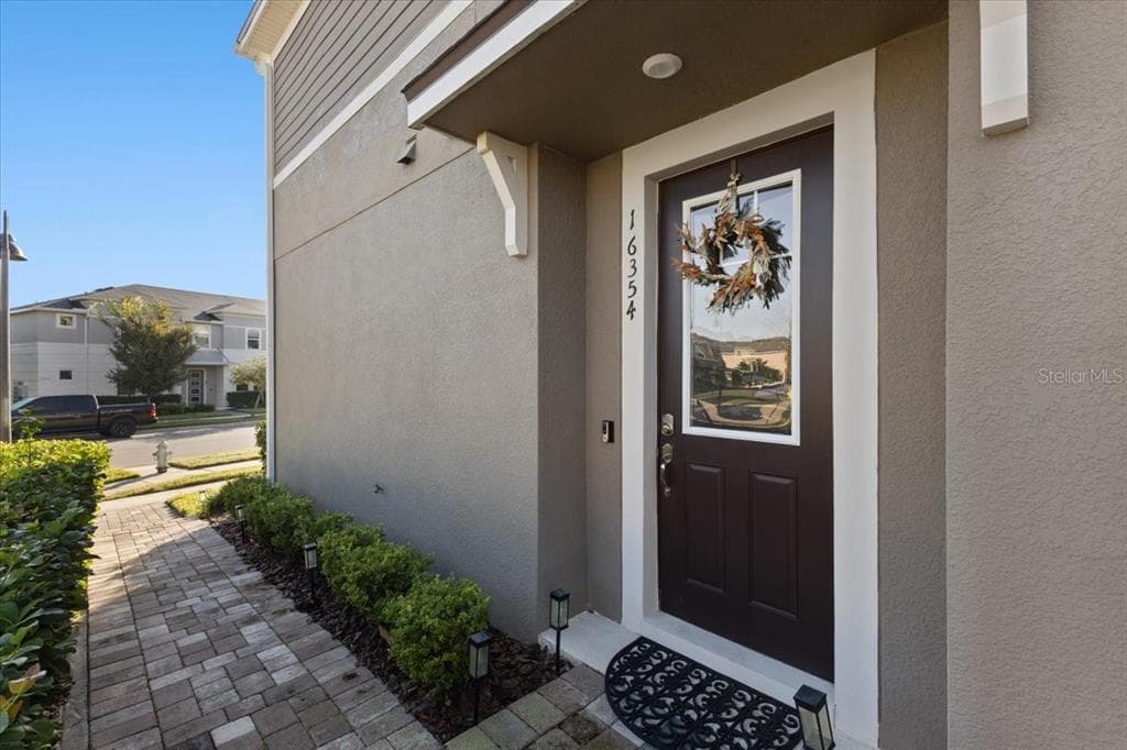 16354 PRAIRIE SCHOOL DRIVE - Interior/Exterior Photo 3 - WINTER GARDEN, FL