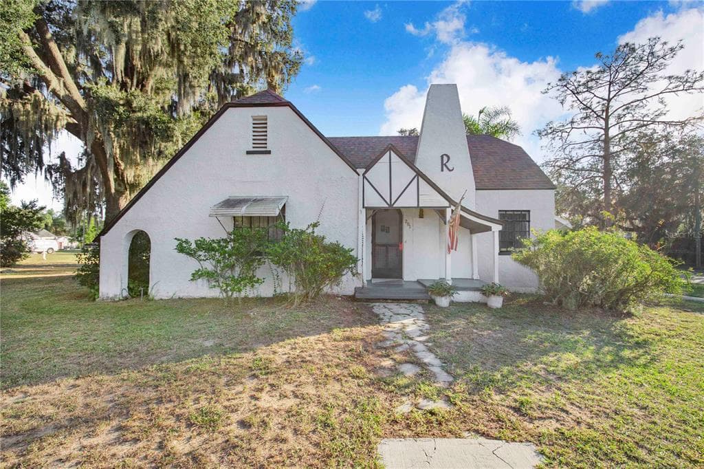 201 E PALMETTO STREET - Interior/Exterior Photo 3 - DAVENPORT, FL