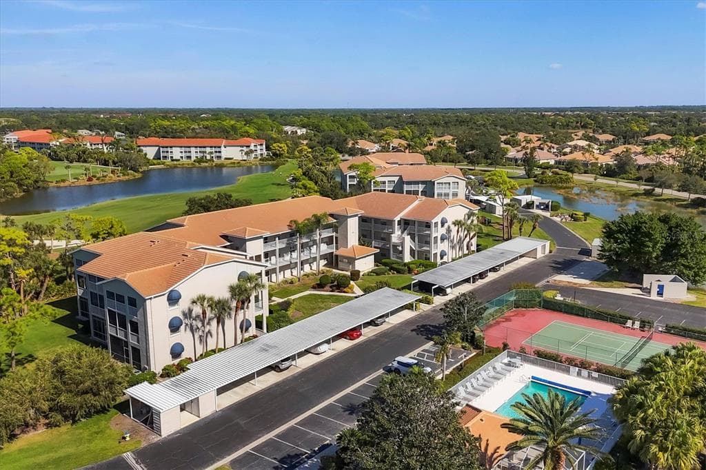 9620 CLUB SOUTH CIRCLE UNIT 5310 - Interior/Exterior Photo 4 - SARASOTA, FL