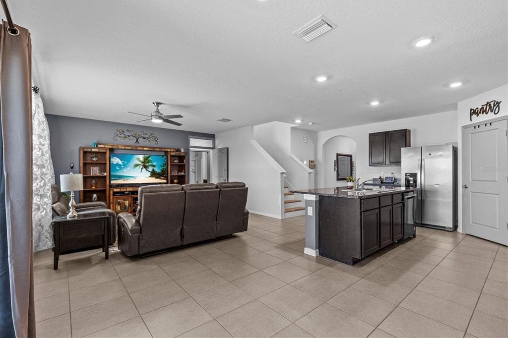 8484 BOWER BASS CIRCLE - Interior/Exterior Photo 5 - WESLEY CHAPEL, FL