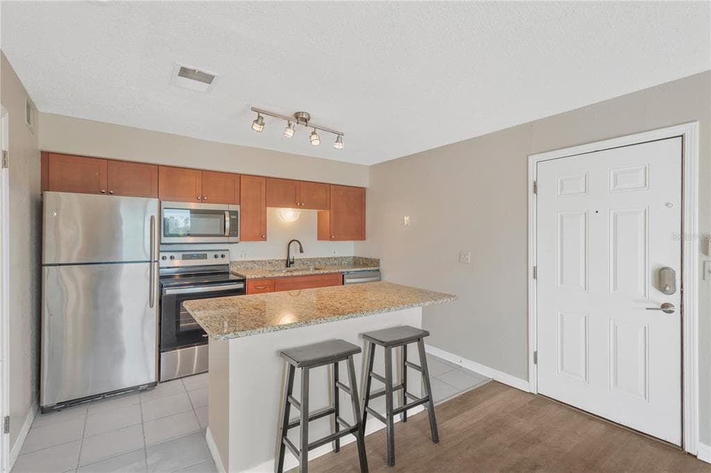 10200 N GANDY BOULEVARD UNIT 1103 - Interior/Exterior Photo 5 - ST PETERSBURG, FL