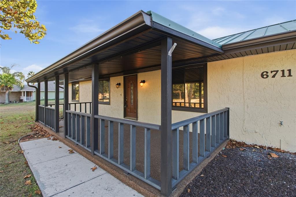 6711 NEWMAN CIRCLE E - Interior/Exterior Photo 5 - LAKELAND, FL