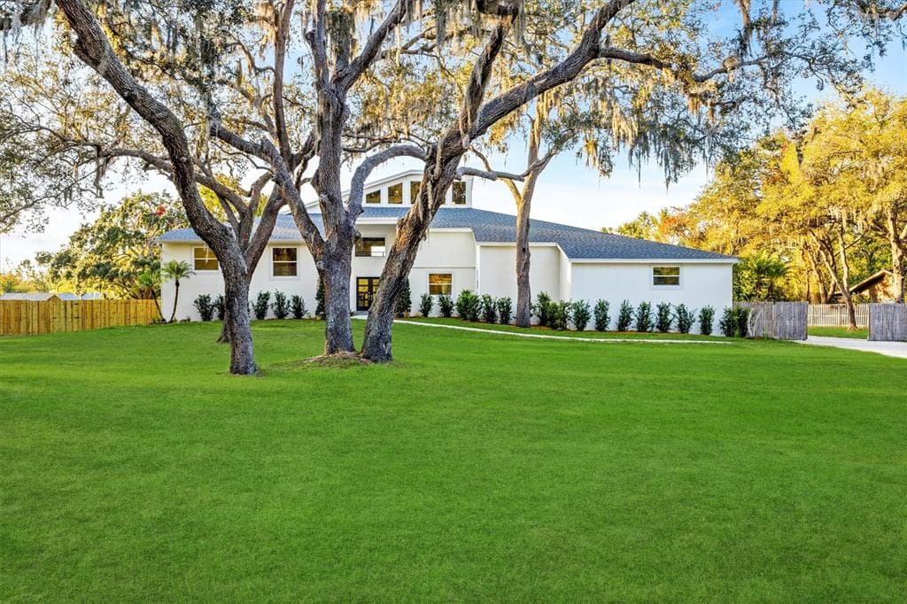 9871 LAKEVIEW DRIVE - Interior/Exterior Photo 2 - NEW PORT RICHEY, FL