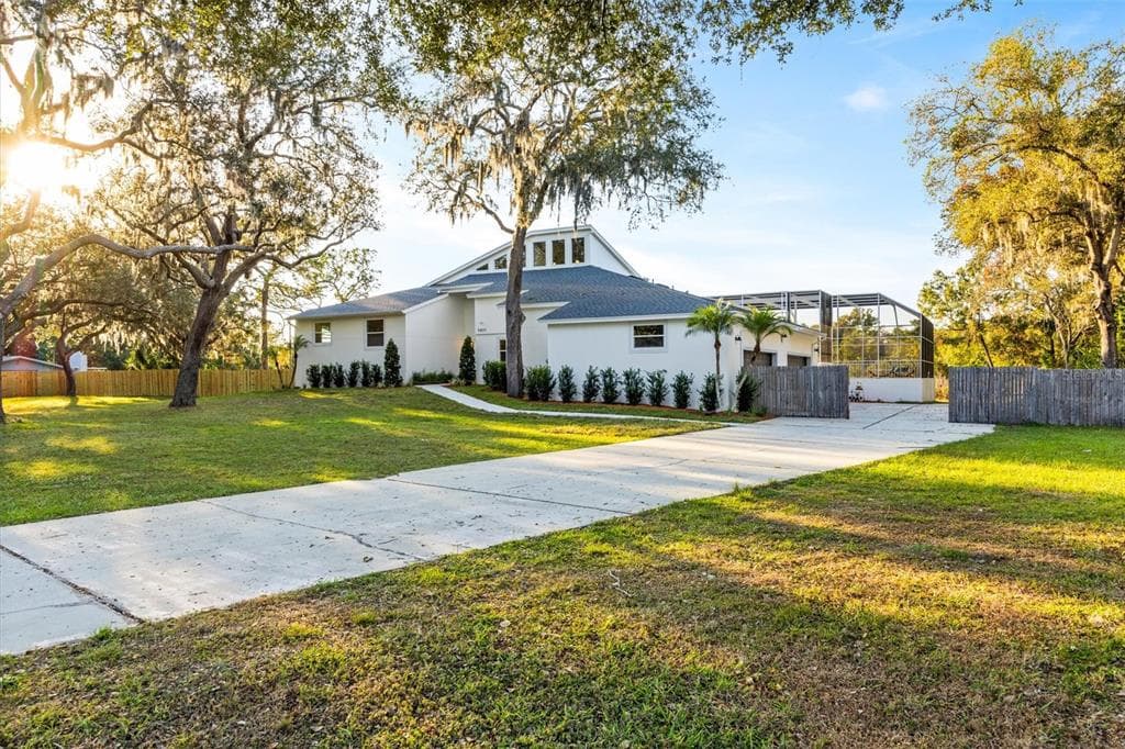 9871 LAKEVIEW DRIVE - Interior/Exterior Photo 5 - NEW PORT RICHEY, FL