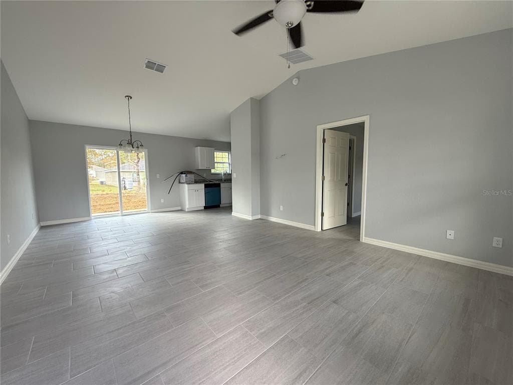 208 OAK LANE CIRCLE - Interior/Exterior Photo 3 - OCALA, FL