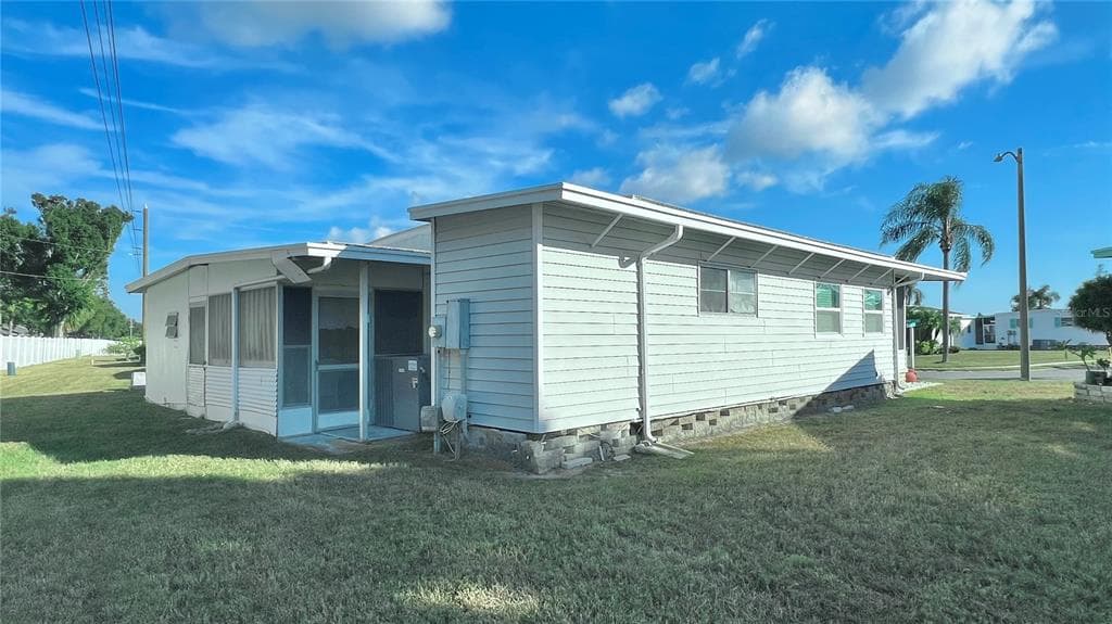 1100 BELCHER ROAD S UNIT 26 - Interior/Exterior Photo 5 - LARGO, FL