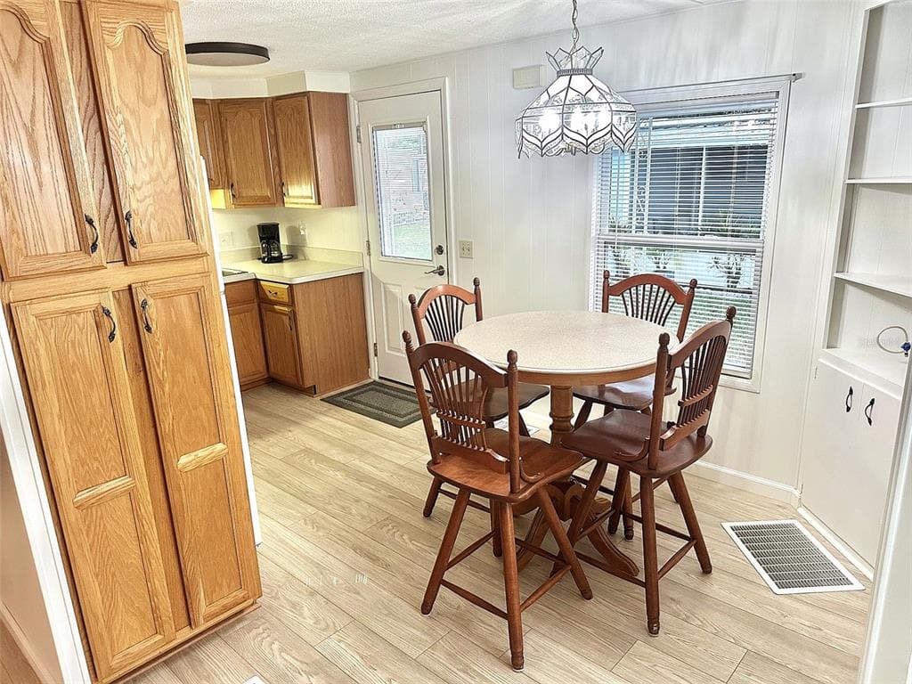 2000 E BAY DRIVE UNIT 83 - Interior/Exterior Photo 2 - LARGO, FL