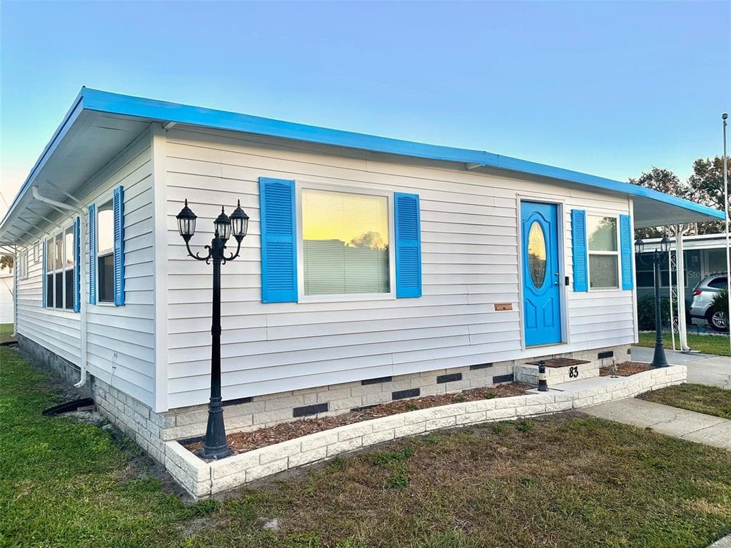 2000 E BAY DRIVE UNIT 83