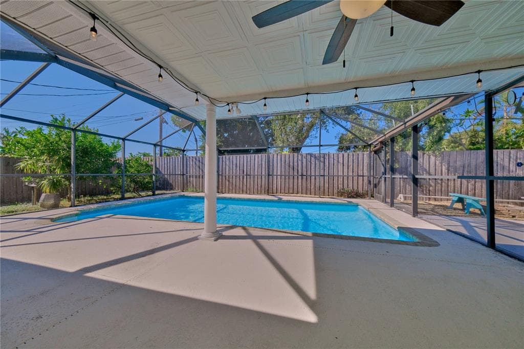 6220 MURDOCK AVENUE - Interior/Exterior Photo 5 - SARASOTA, FL