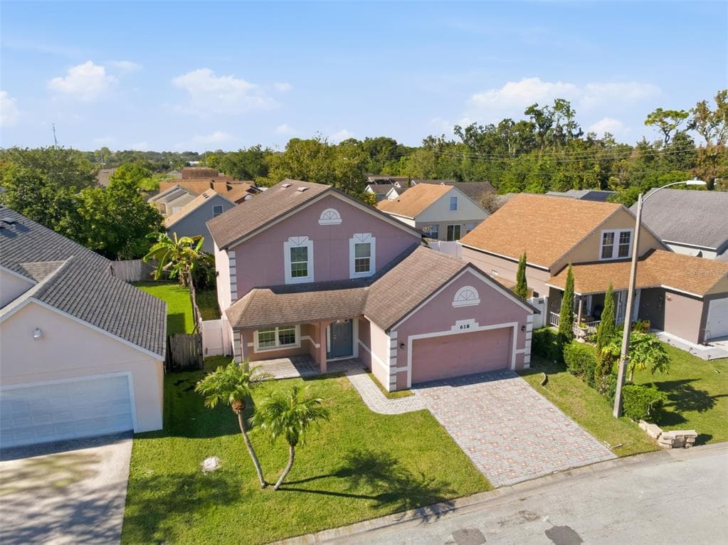 618 GRANDIFLORA DRIVE - Interior/Exterior Photo 3 - ORLANDO, FL