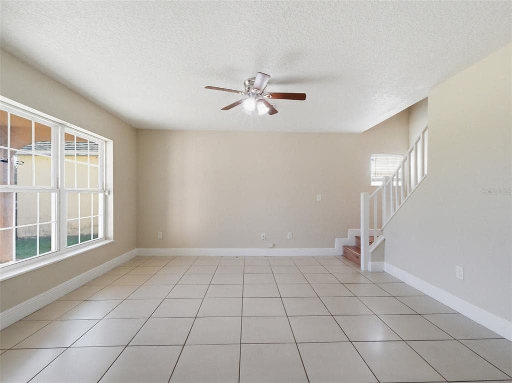 618 GRANDIFLORA DRIVE - Interior/Exterior Photo 4 - ORLANDO, FL