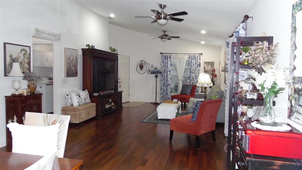 1144 HIGH SEAS STREET - Interior/Exterior Photo 5 - WINTER HAVEN, FL