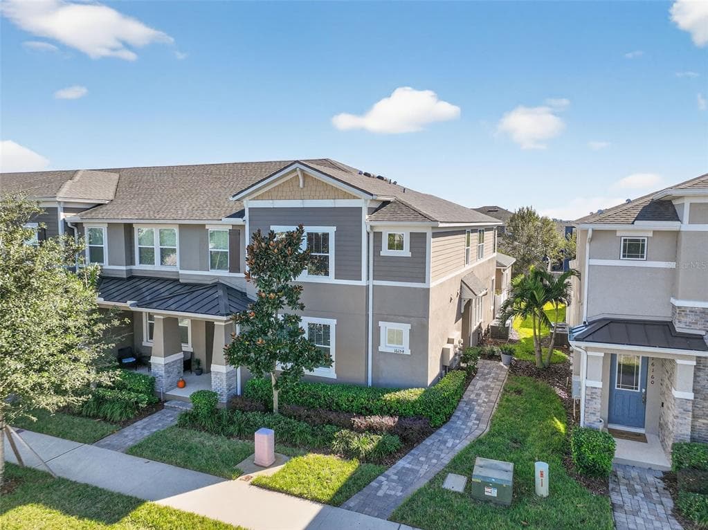 16154 TREADWELL STREET - WINTER GARDEN, FL - 3bd/3ba - $439,900