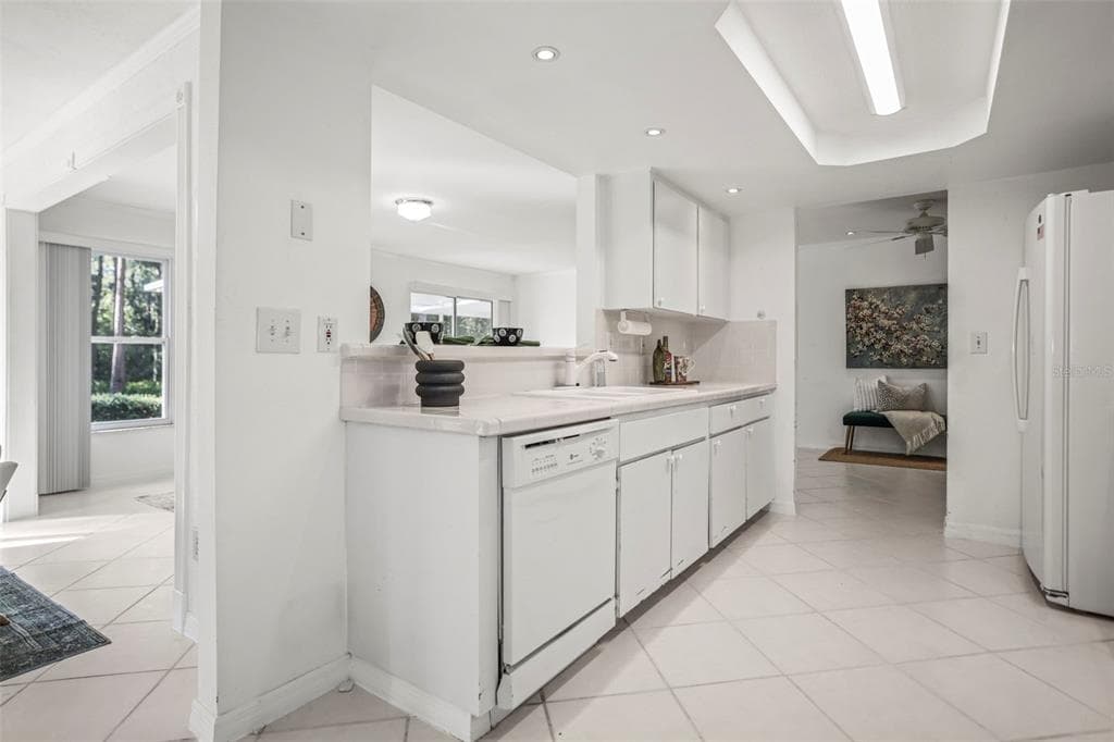 1128 LANYARD STREET - Interior/Exterior Photo 5 - PALM HARBOR, FL