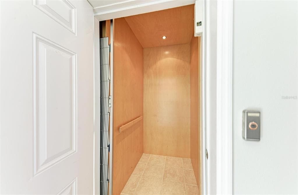 201 57TH STREET - Interior/Exterior Photo 5 - HOLMES BEACH, FL