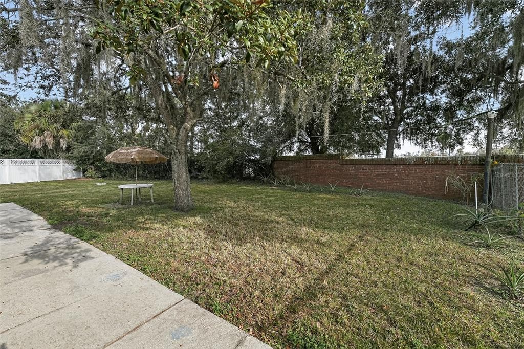 517 PEPPERMILL CIRCLE - Interior/Exterior Photo 5 - KISSIMMEE, FL