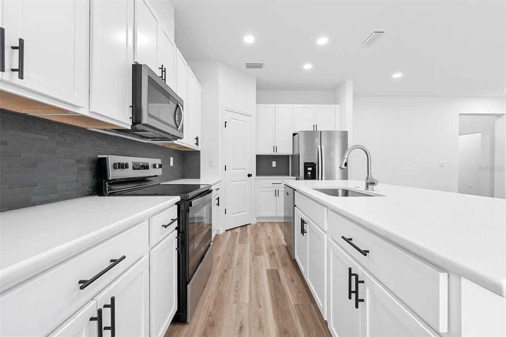 115 LEON STREET - Interior/Exterior Photo 4 - ALTAMONTE SPRINGS, FL