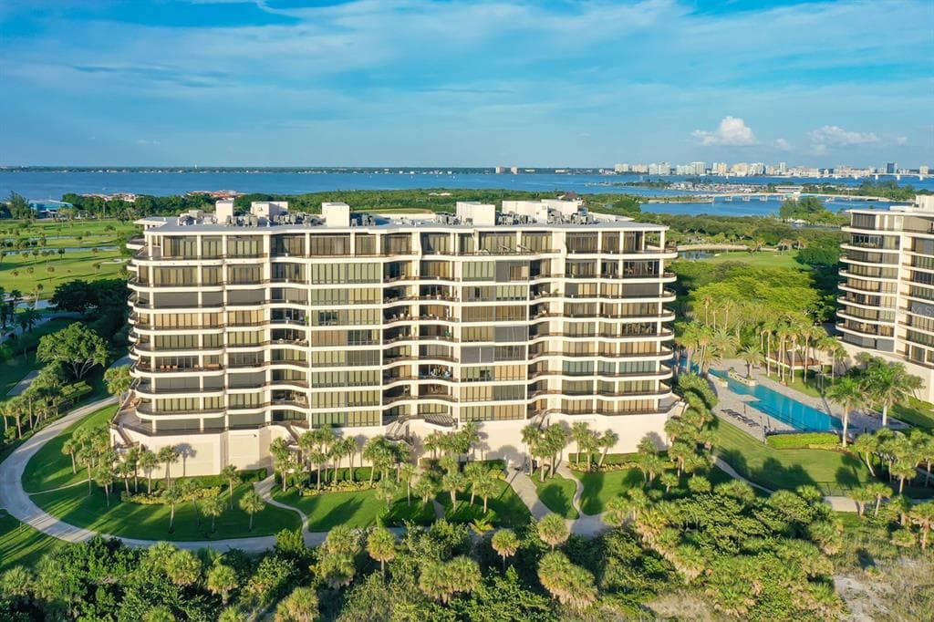 435 L AMBIANCE DRIVE UNIT J704 - Interior/Exterior Photo 2 - LONGBOAT KEY, FL