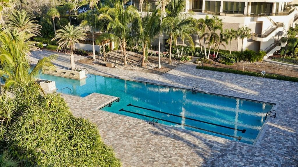 435 L AMBIANCE DRIVE UNIT J704 - Interior/Exterior Photo 4 - LONGBOAT KEY, FL