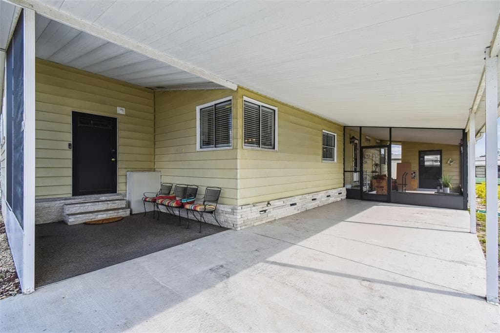 711 POLO PARK BOULEVARD - Interior/Exterior Photo 3 - DAVENPORT, FL