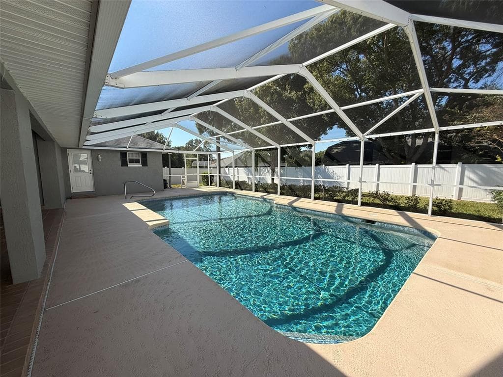 728 SANTA MARIA DRIVE - Interior/Exterior Photo 5 - WINTER HAVEN, FL