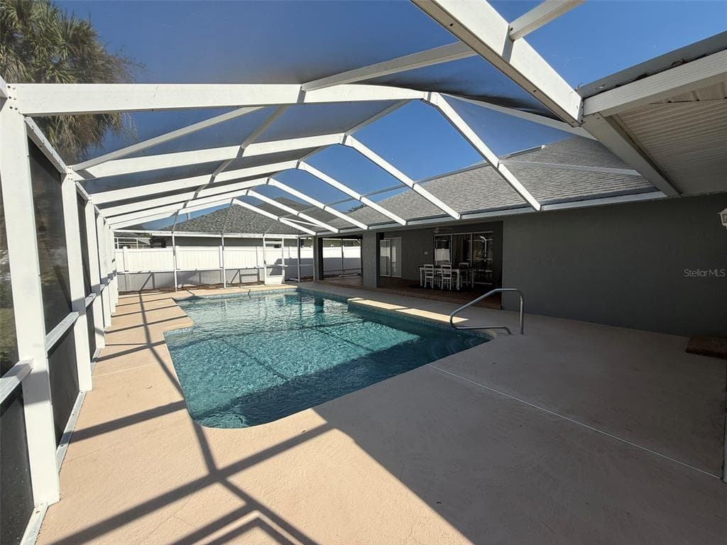 728 SANTA MARIA DRIVE - Interior/Exterior Photo 4 - WINTER HAVEN, FL