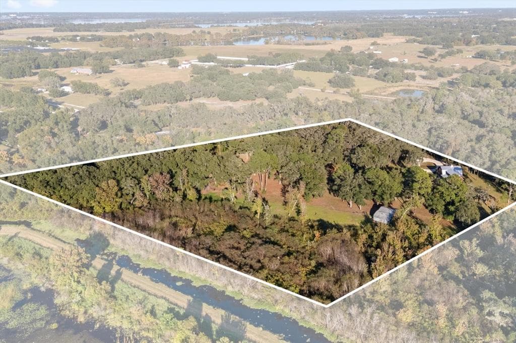 27201 WOODHOLLOW ROAD - Interior/Exterior Photo 3 - MOUNT DORA, FL