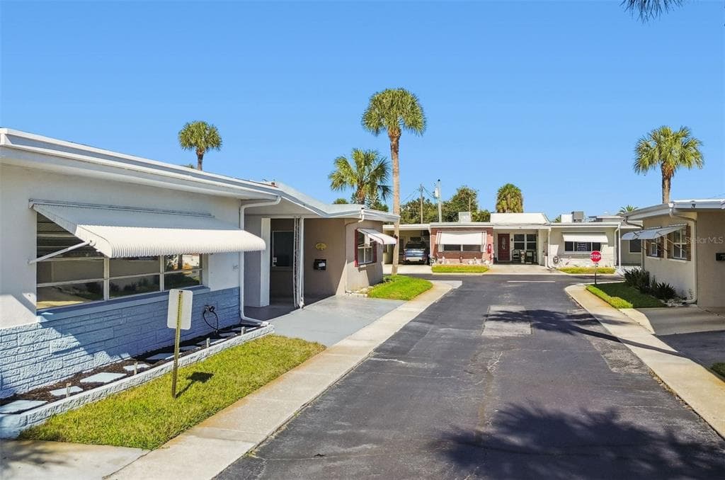 250 ROSERY ROAD NW UNIT 300 - Interior/Exterior Photo 4 - LARGO, FL