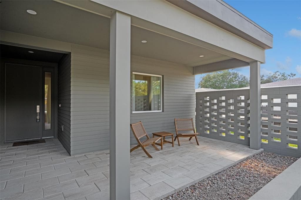 430 SKYFIELD COURT - Interior/Exterior Photo 4 - LADY LAKE, FL