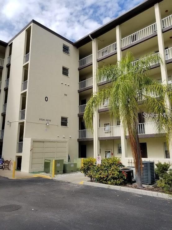 3288 LAKE BAYSHORE DRIVE UNIT 523