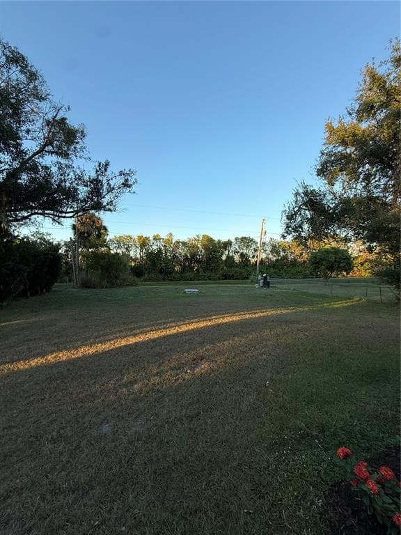 5347 ANTOINETTE STREET - Interior/Exterior Photo 3 - SARASOTA, FL