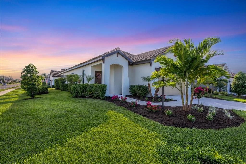 12734 AQUAMARINE AVENUE