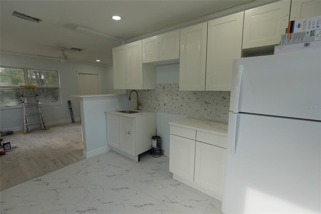 3845 N QUARTERS ROAD - Interior/Exterior Photo 2 - OKAHUMPKA, FL