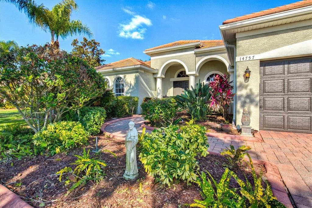 14757 2ND AVENUE CIRCLE NE - Interior/Exterior Photo 5 - BRADENTON, FL