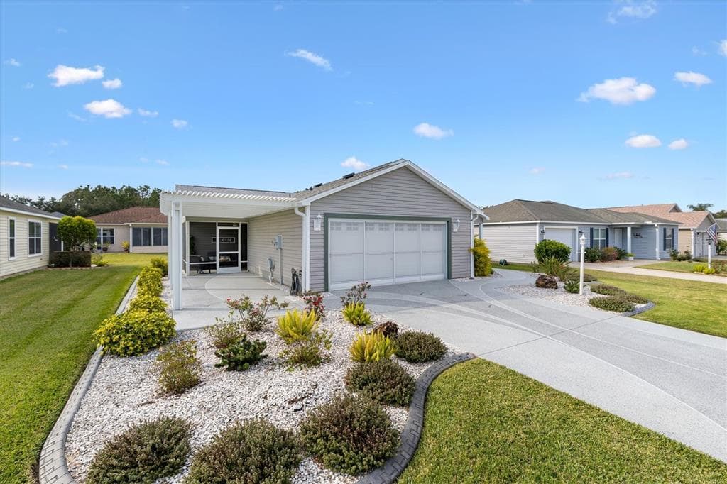 1812 CHANCEY - Interior/Exterior Photo 2 - THE VILLAGES, FL