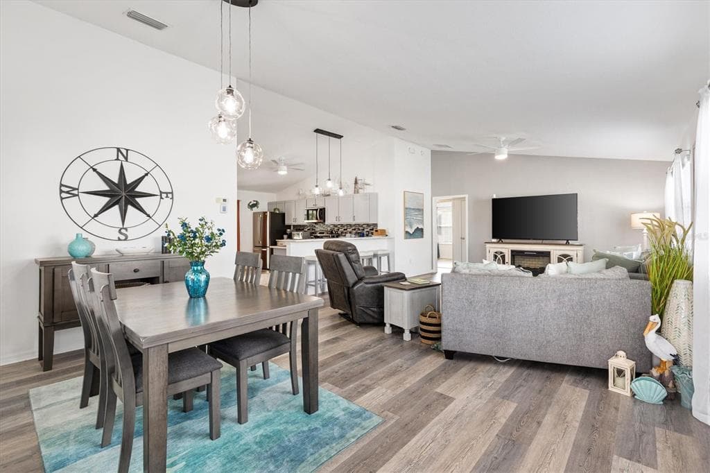 1812 CHANCEY - Interior/Exterior Photo 4 - THE VILLAGES, FL