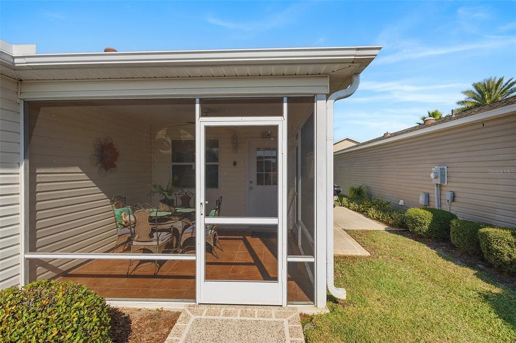 2671 COLLINGTON DRIVE - Interior/Exterior Photo 2 - THE VILLAGES, FL