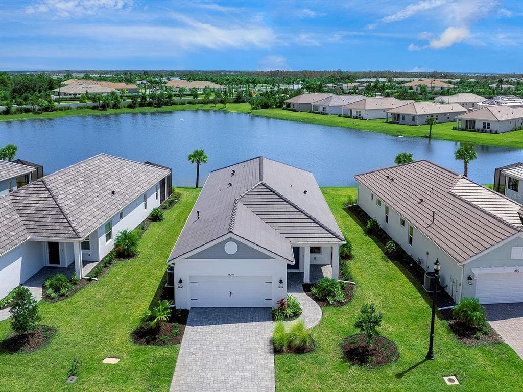 18260 VIZCAYA COURT - Interior/Exterior Photo 5 - VENICE, FL