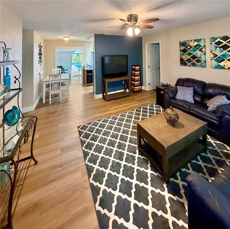 1151 CAREFREE COVE DRIVE - Interior/Exterior Photo 5 - WINTER HAVEN, FL