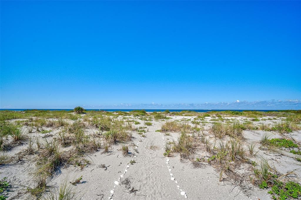 950 TARPON CENTER DRIVE UNIT 305 - Interior/Exterior Photo 4 - VENICE, FL