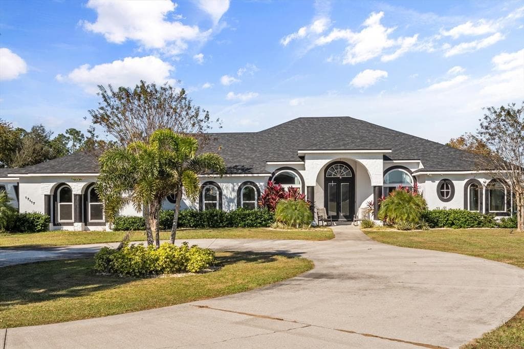 17117 HEARTWOOD LOOP - WINTER GARDEN, FL - 4bd/4ba - $1,299,900