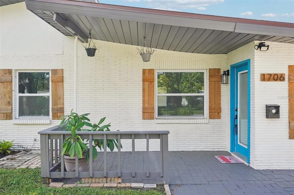 1706 W JEAN. STREET - Interior/Exterior Photo 2 - TAMPA, FL