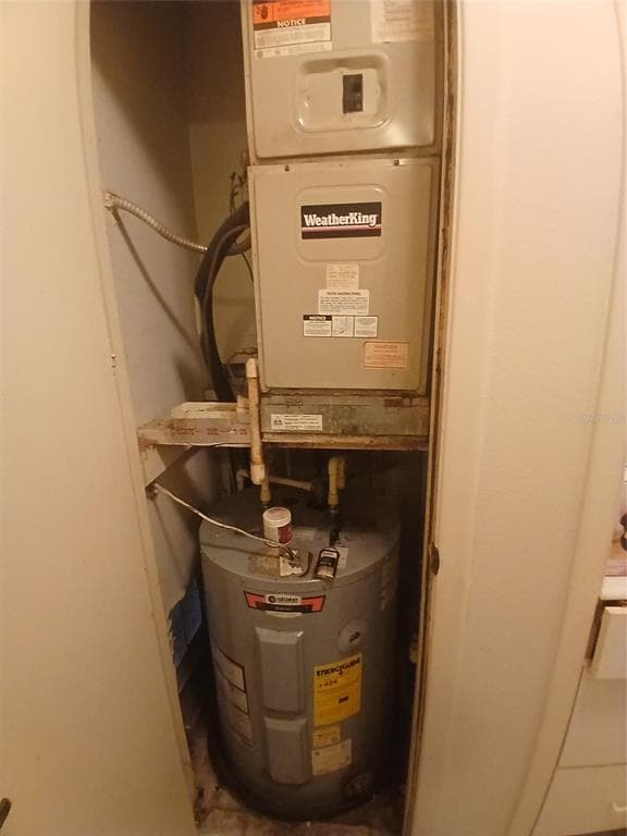 4031 TUMBLE WOOD TRAIL UNIT 204 - Interior/Exterior Photo 5 - TAMPA, FL