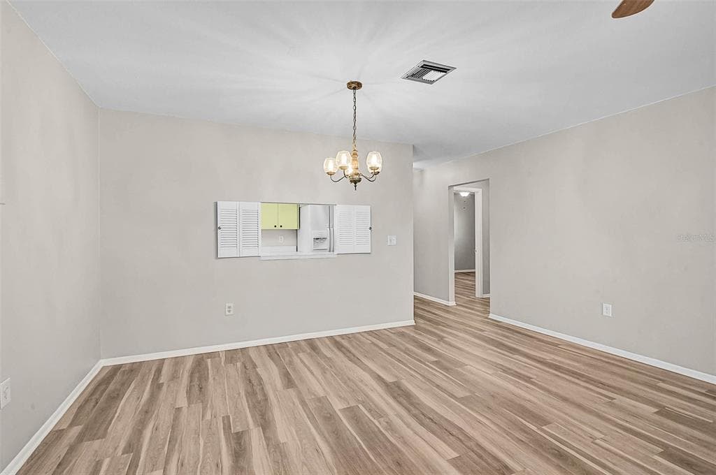 1009 75TH STREET PARKWAY W - Interior/Exterior Photo 4 - BRADENTON, FL