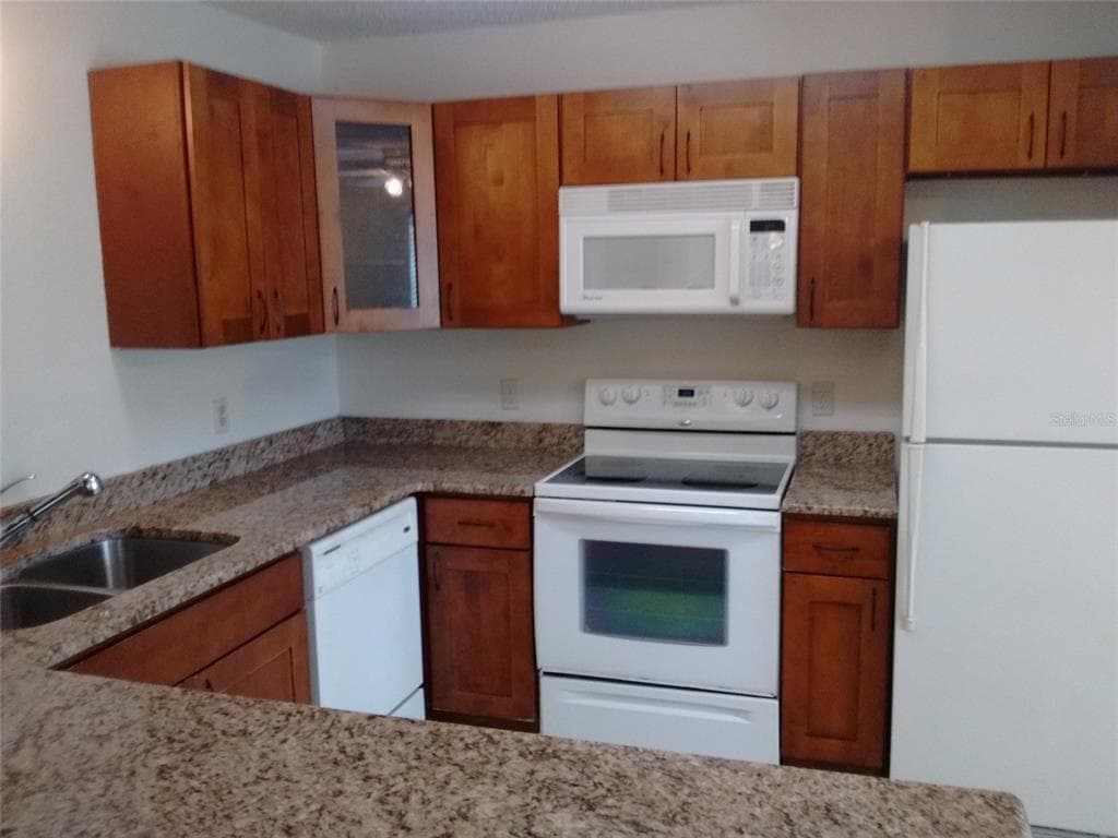 457 HEMLOCK STREET - Interior/Exterior Photo 3 - ALTAMONTE SPRINGS, FL