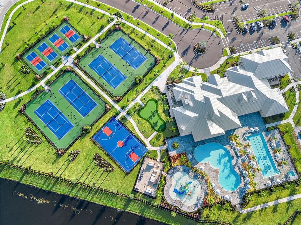 5508 SAPPHIRE STONE COVE - Interior/Exterior Photo 2 - BRADENTON, FL